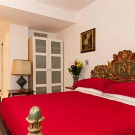 La Del Pino Bed & Breakfast