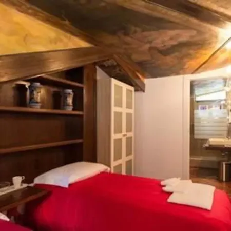 La Del Pino Bed & Breakfast Milan